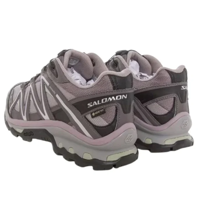 XT-Quest Gore-Tex “Gull Plum Kitten Black”